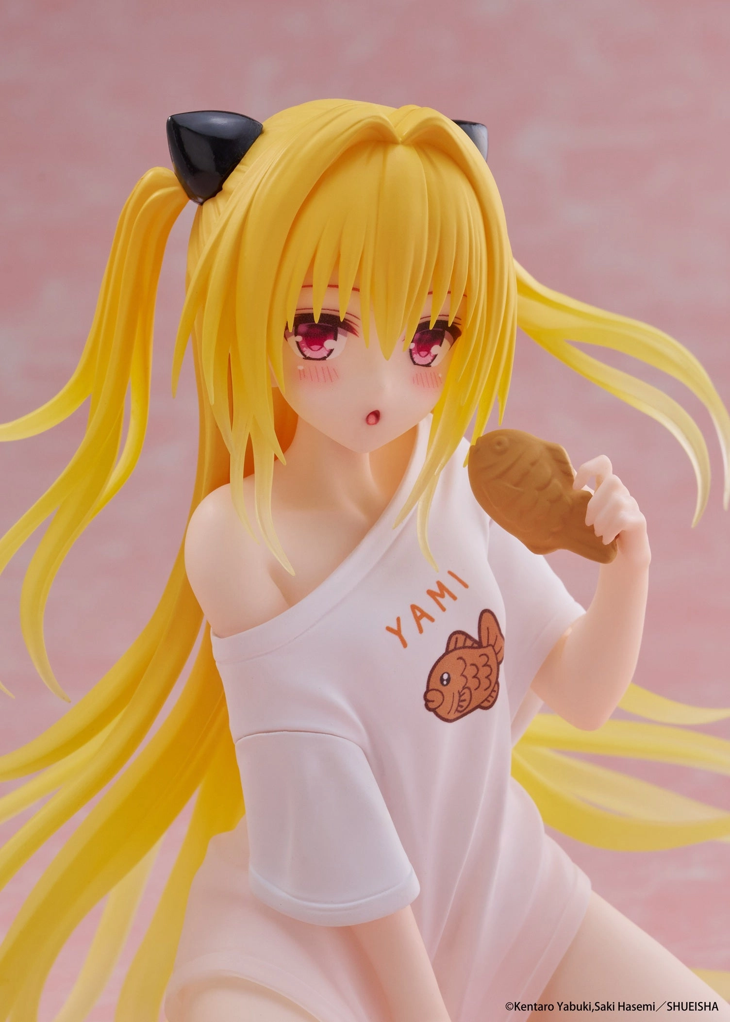 To Love-Ru Darkness Desktop Cute Figure Golden Darkness (Roomwear Ver.) Custom Arrangement Action Creation