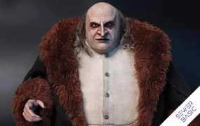 Batman Returns (1992) - The Penguin (Sewer Basic) 1/6 Scale Figure Astronomy Tool