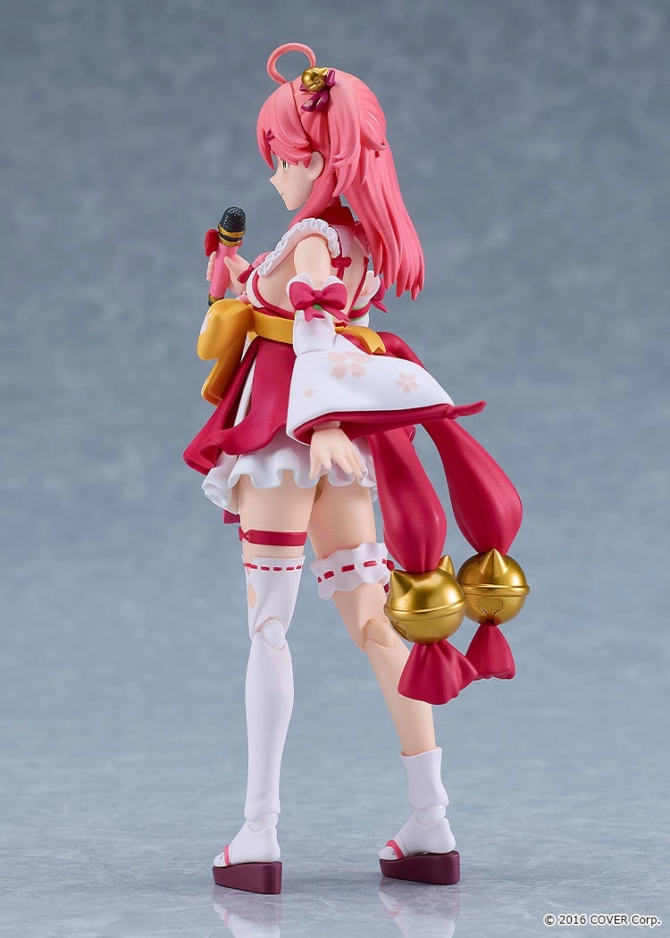 Action Item 641 figma Sakura Miko