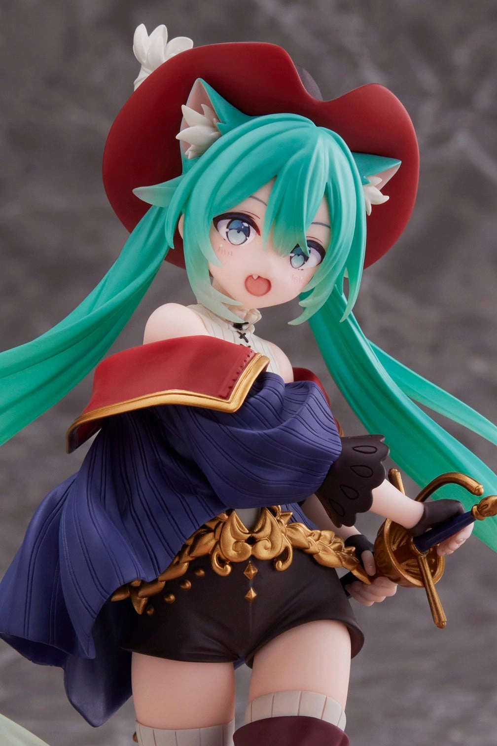 Holiday themed Hatsune Miku Wonderland Figure Puss in Boots