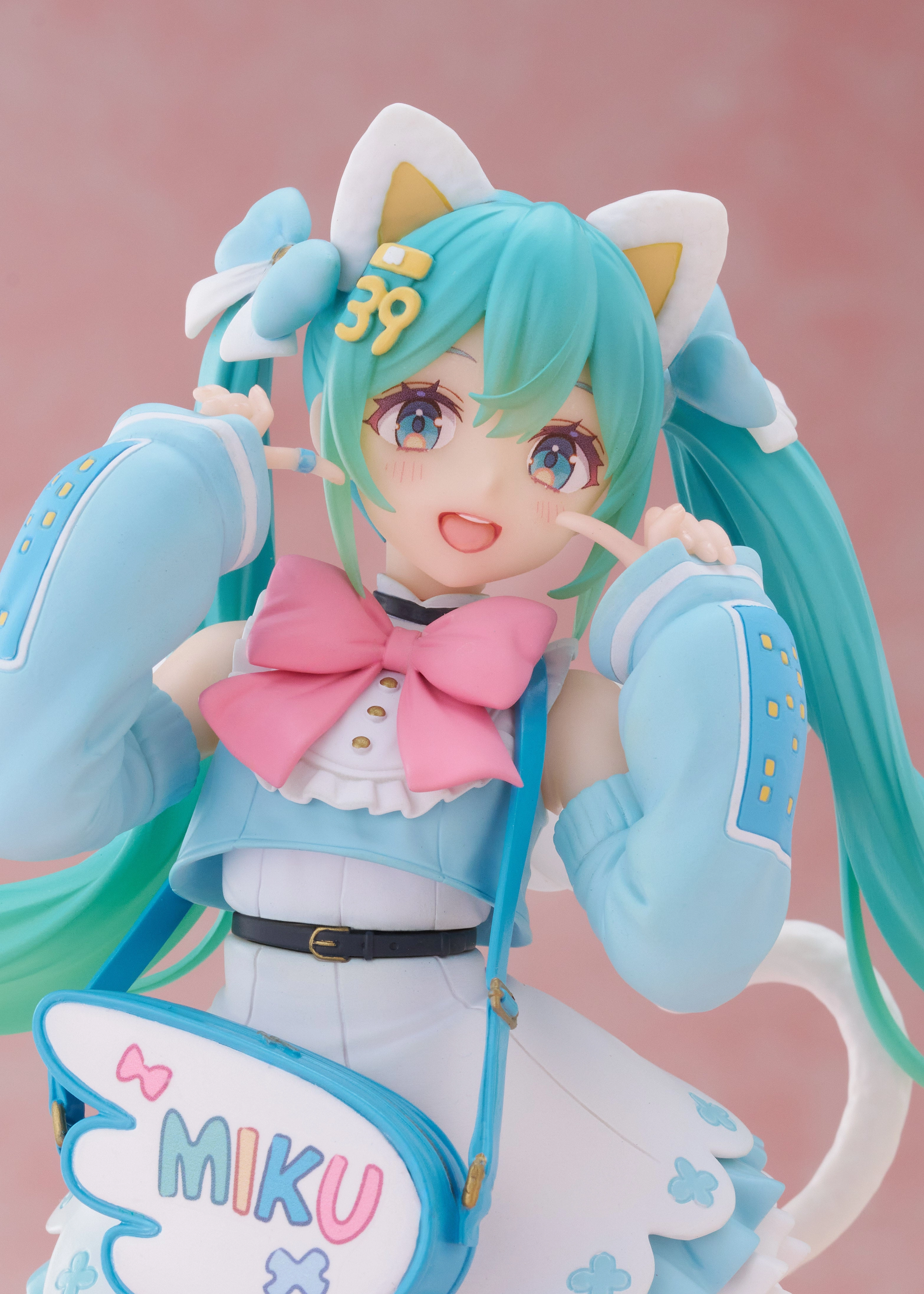 Cute Collectible Jungle Beast Hatsune Miku Figure Fashion (Fancy Ver)