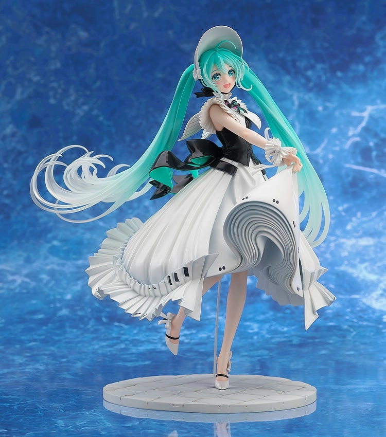 Superhero Hobby Hatsune Miku Symphony : 2023 Ver 1/7 Scale Figure