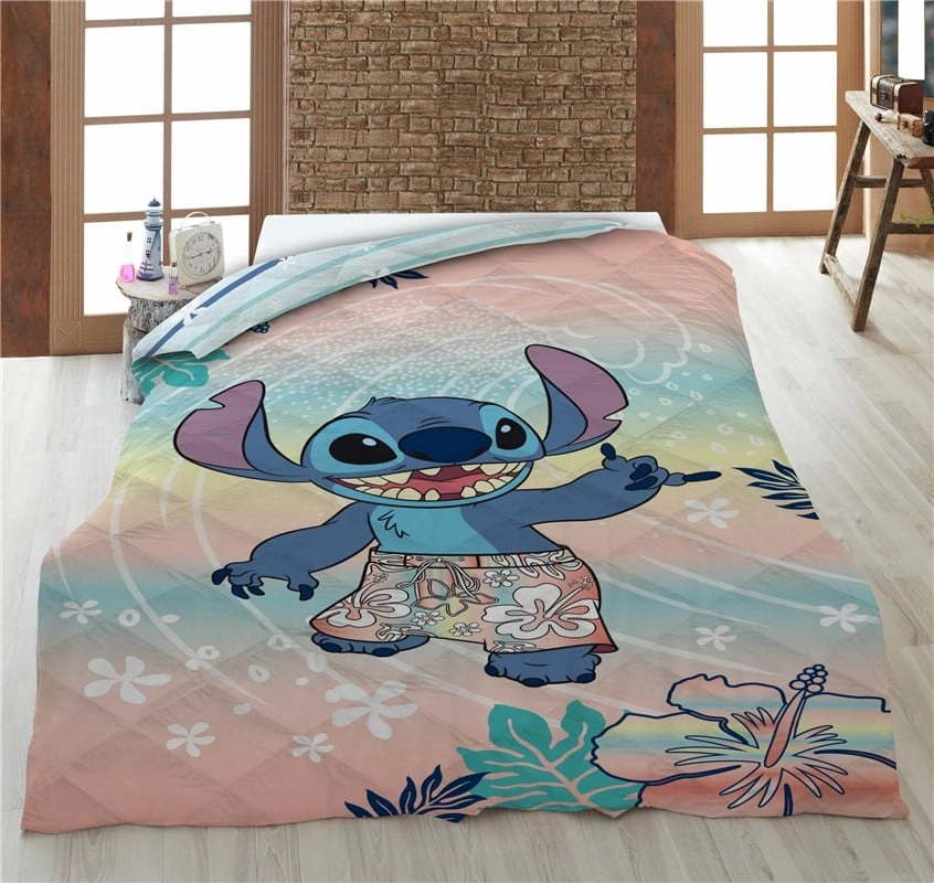 DISNEY - Stitch "Plage" - Couverture en Quilt 140x200cm Sculpture Creator