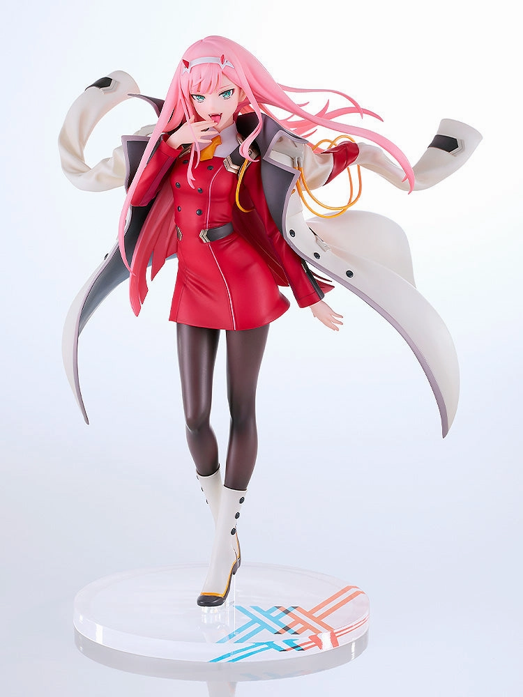 DARLING in the FRANXX Zero Two 1/7 Scale Figure Detailed Sculpture Plush Companion